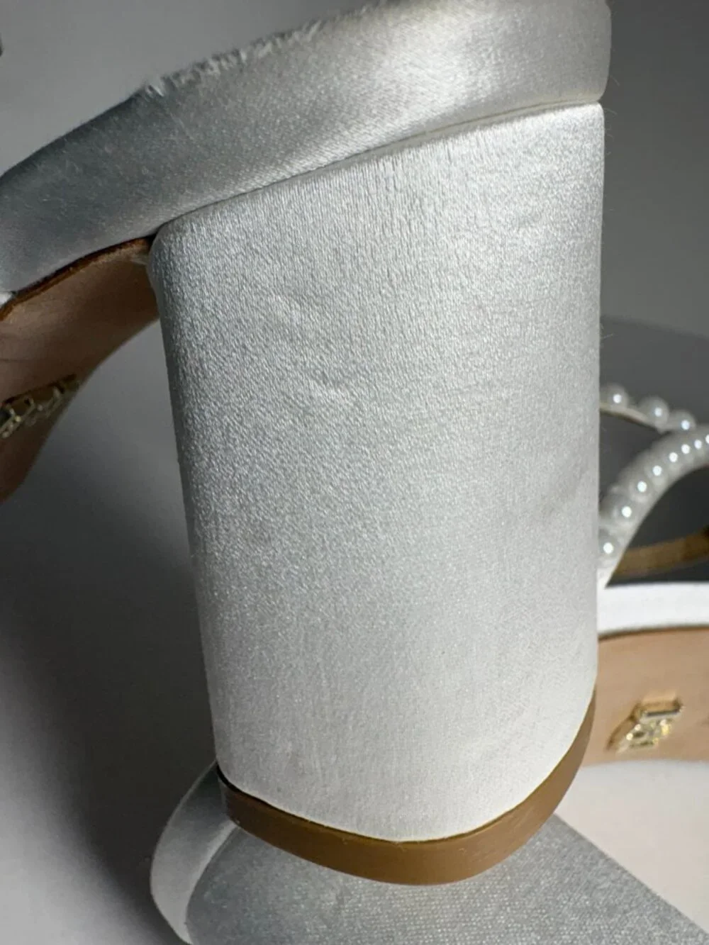 Badgley Mischka Giabella Satin Bridal Heel – Size 6.5
